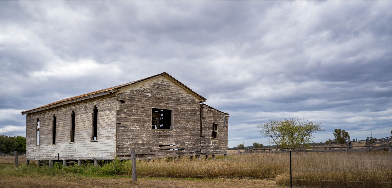 Rural scenes outside Chinchilla, Queensland.