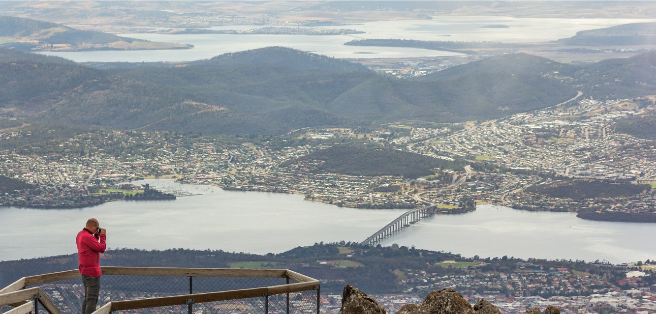 A view over the Derwent River and Hobart.